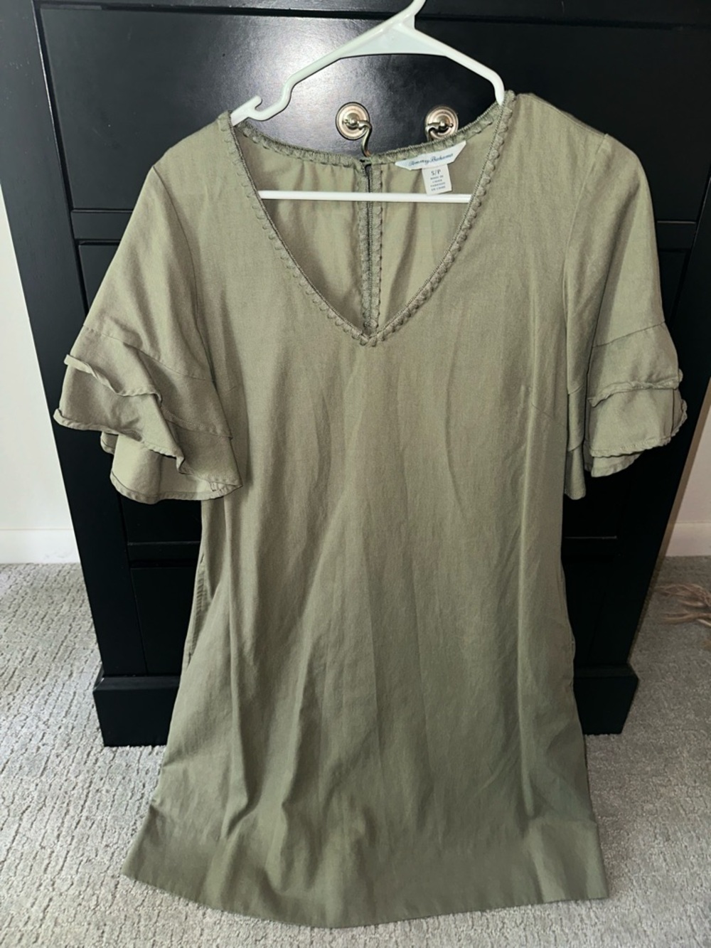 Tommy Bahama Olive V-Neck Ruffle Sleeve Tunic